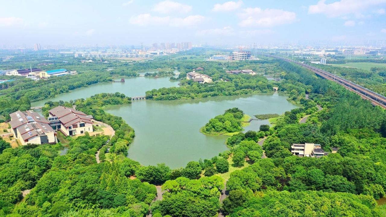 Holiday Inn Kunshan Huaqiao By Ihg Экстерьер фото