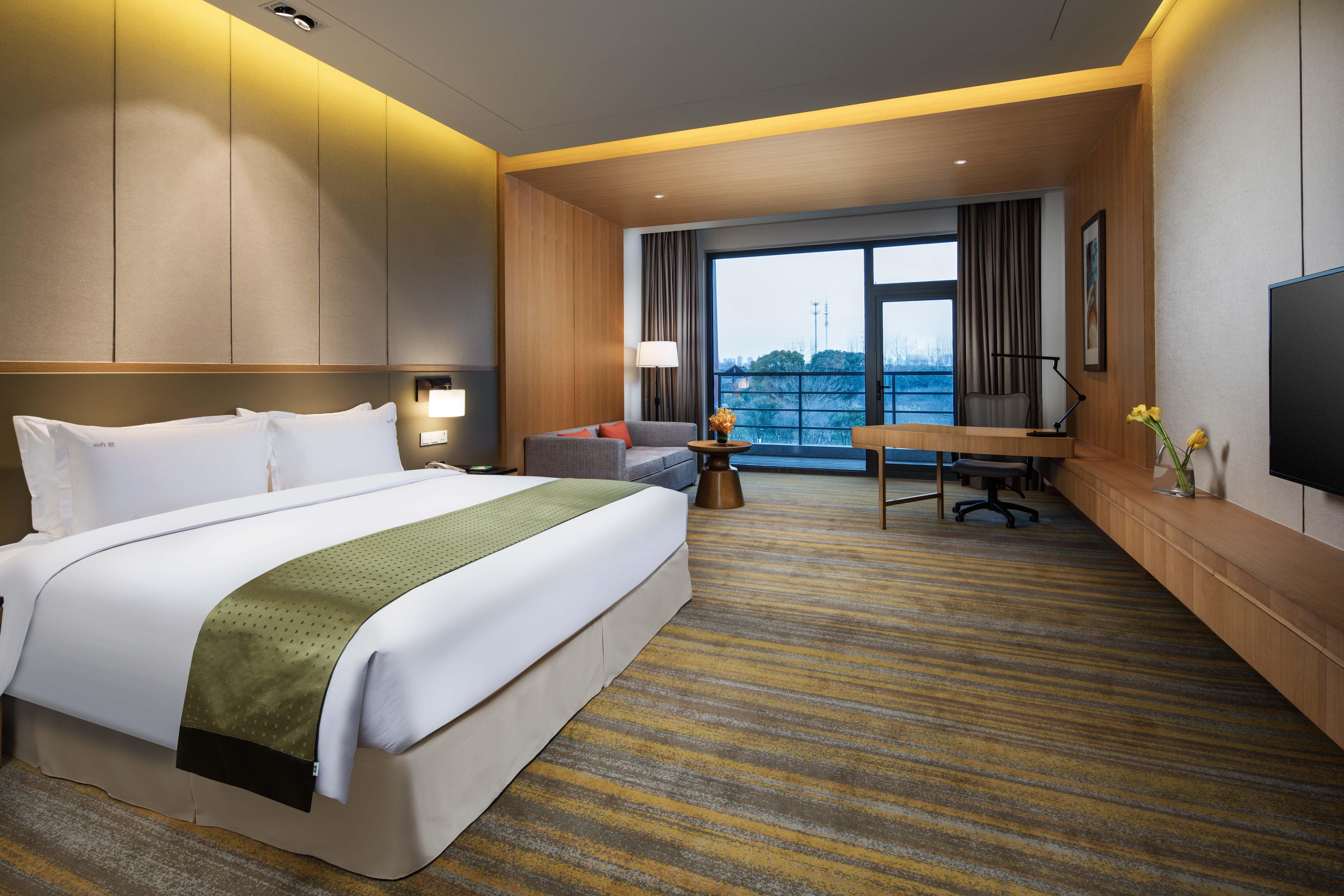 Holiday Inn Kunshan Huaqiao By Ihg Экстерьер фото