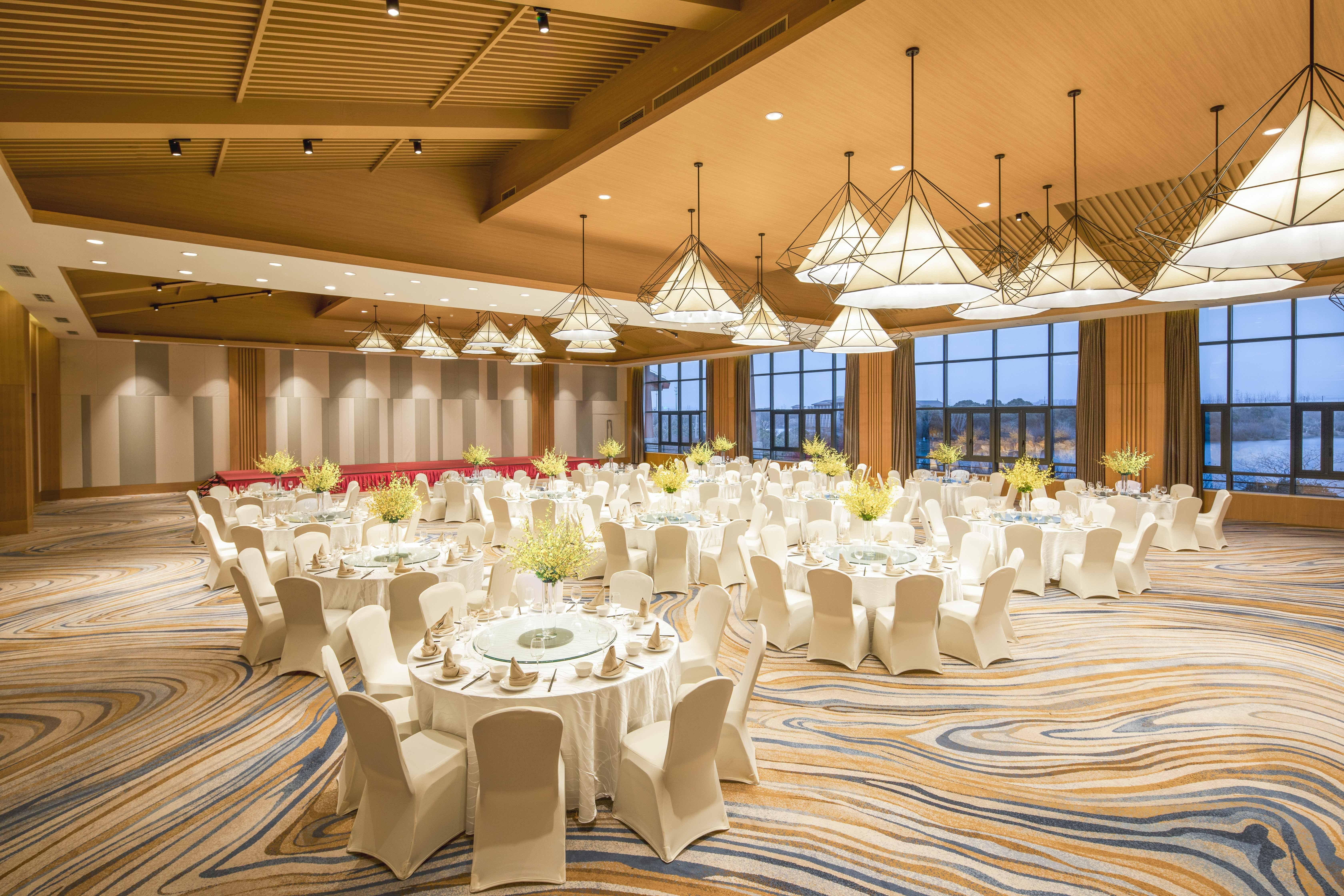 Holiday Inn Kunshan Huaqiao By Ihg Экстерьер фото